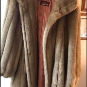 Vintage photo faux fur thigh length jacket